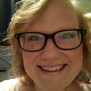 Meet your Posher, Valerie