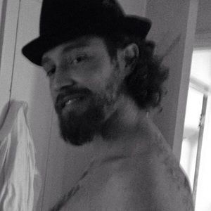 Meet your Posher, Maxwell