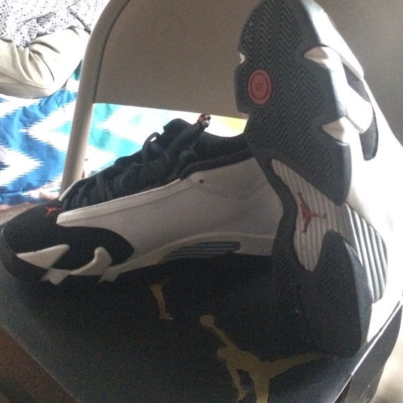 Jordan Black Toe 14's - Picture 2 of 3