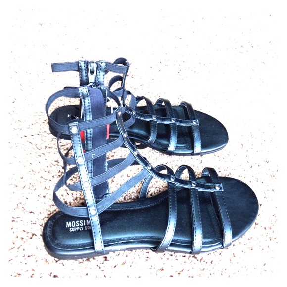 Mossimo black sandals