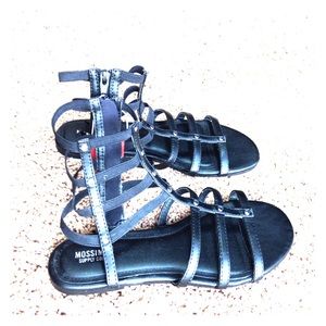 Mossimo black sandals