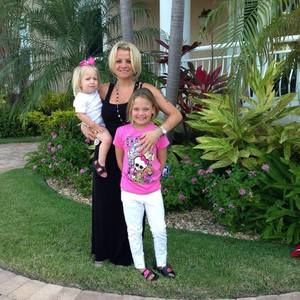 Meet your Posher, Aja