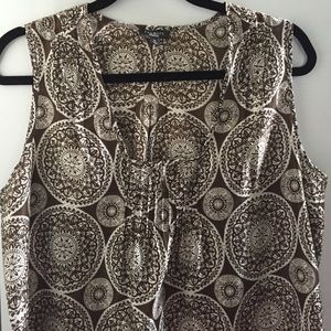 Sleeveless blouse