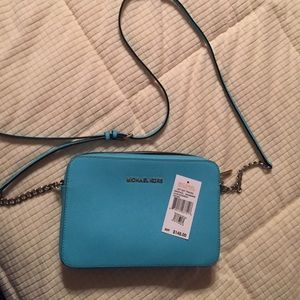 NWT Michael Kors Jet Set Travel Crossbody Bag