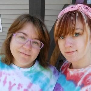 Meet your Posher, Naomi