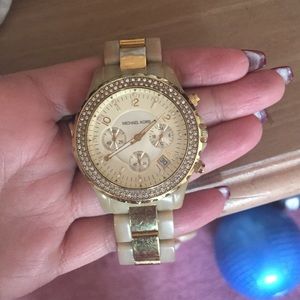 Michael kors watch!!😍