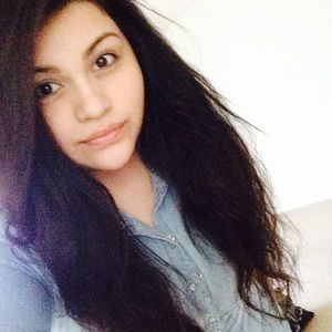 Meet your Posher, Alyssa