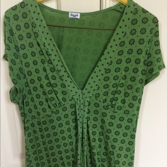Splendid Green print top with tie around waist