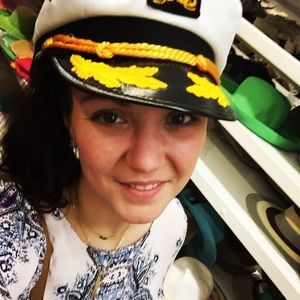 Meet your Posher, Anna