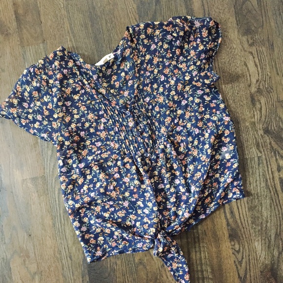 SOLD! Floral blouse