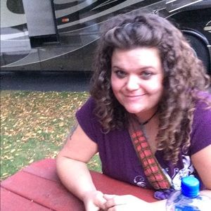 Meet your Posher, Tara