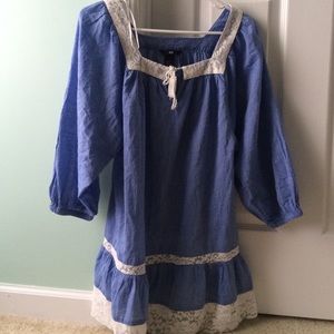 H&M Boho Peasant Top with lace