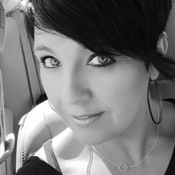 Meet your Posher, Leigh