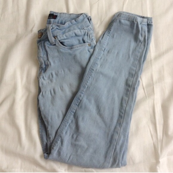 UO high waisted jeans