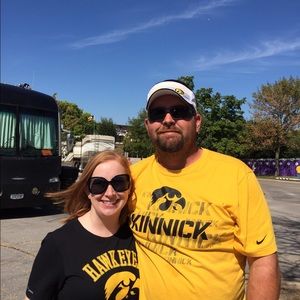 Meet your Posher, April