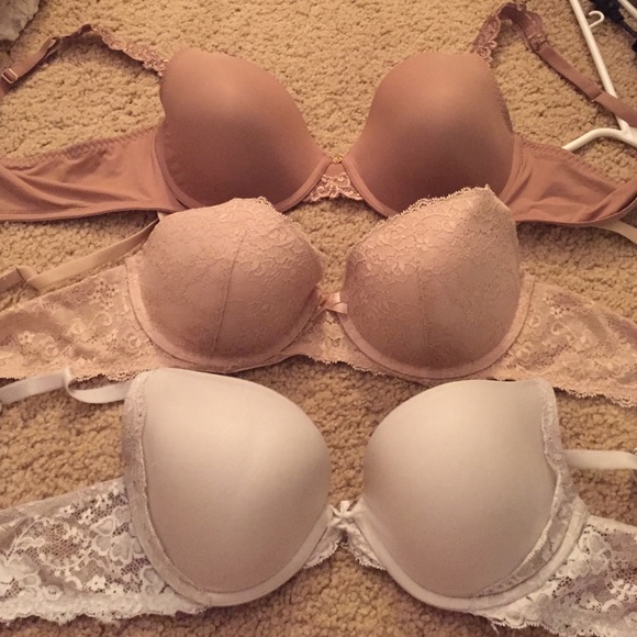 3 bras! All very nice!