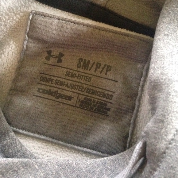 Light gray Under Armour sweatshirt - Picture 3 of 3