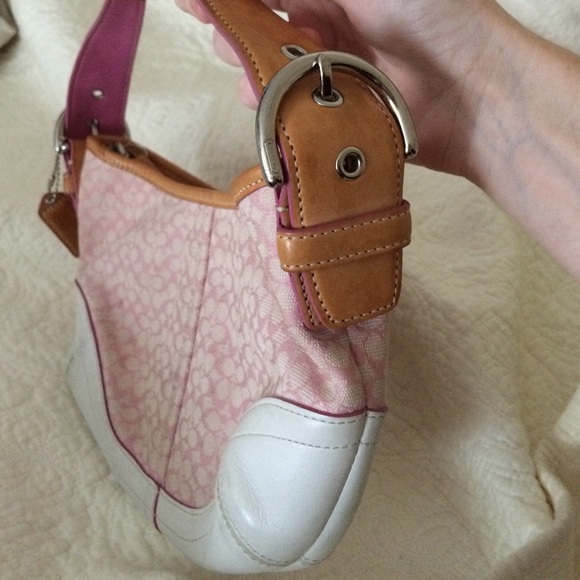 Small Coach bag - Picture 2 of 3