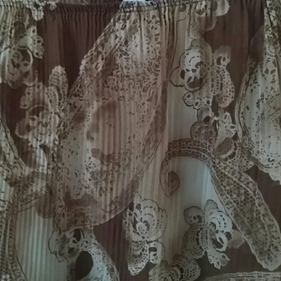 Beautiful Eye Candy Sheer Top - Picture 2 of 4