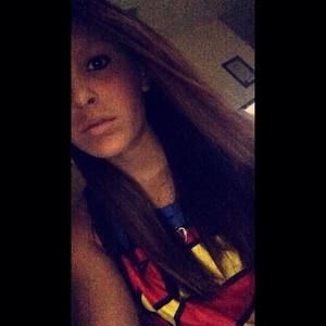 Meet your Posher, Olivia