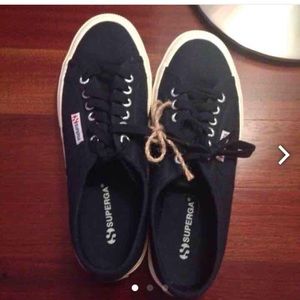 brand new navy supergas