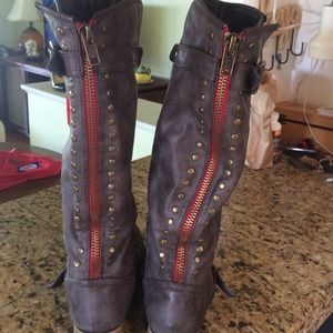 Madden girl gray boots with studs and red zippers