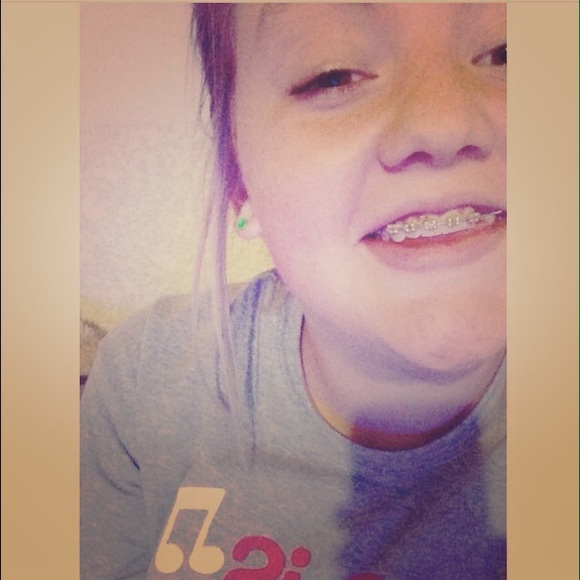 Meet your Posher, Chloe