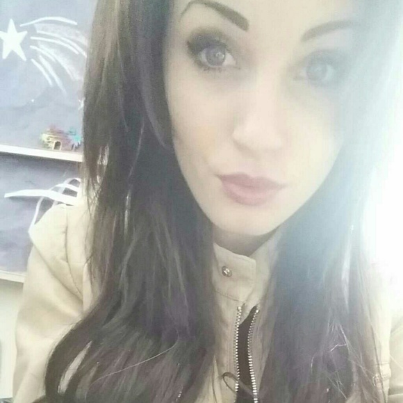 Meet your Posher, Mckenzie