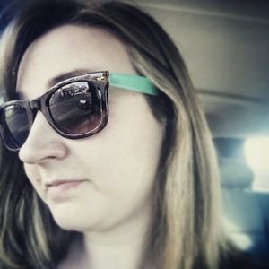 Meet your Posher, Catie