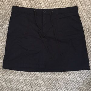 Black skort
