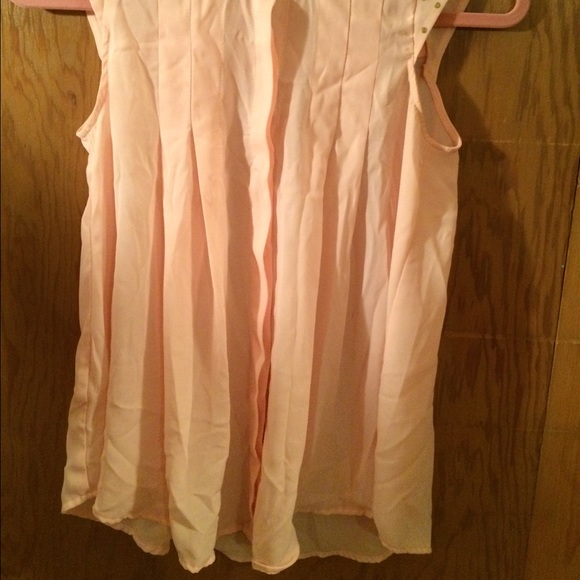 Pink flowy top - Picture 2 of 4