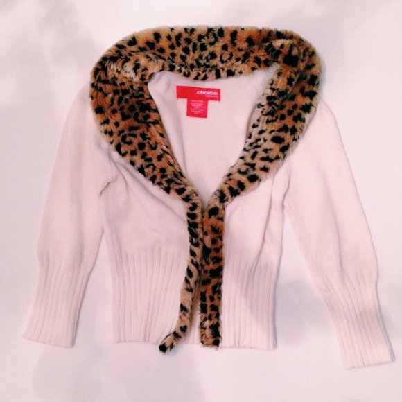 🌿SOLD🌿Calvin Klein sweater leopard faux fur - Picture 2 of 3