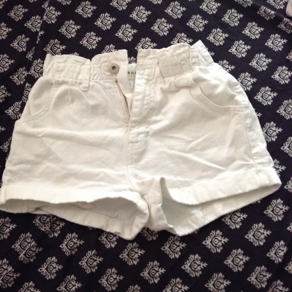 White high waist shorts