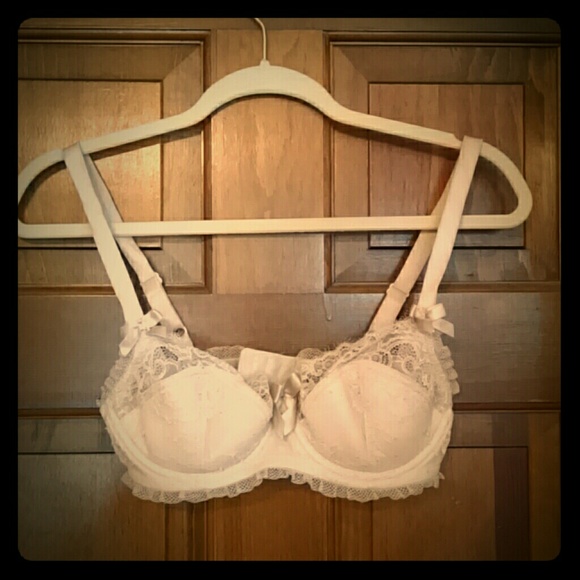 Romantic lace bra