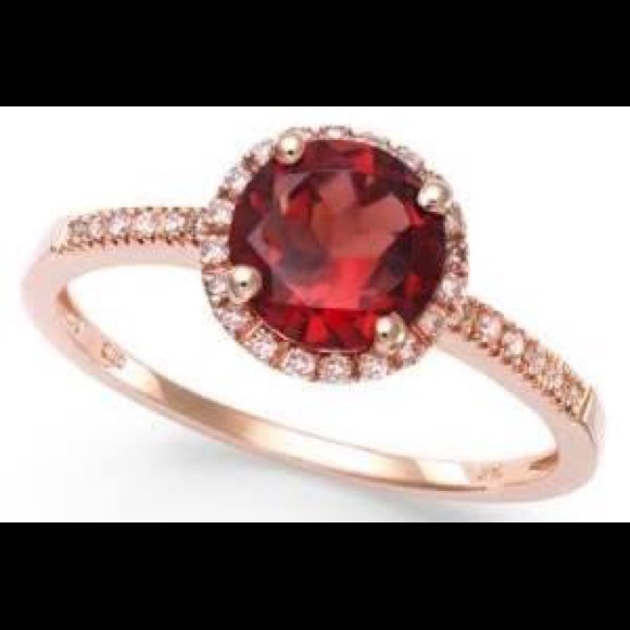 *SOLD* Rose Gold Garnet & Diamond Ring
