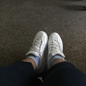 Meet your Posher, Idella