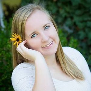 Meet your Posher, Alexandra