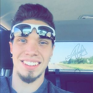 Meet your Posher, Brandon