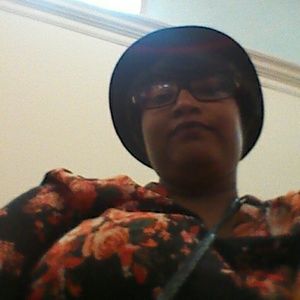 Meet your Posher, Shakitta