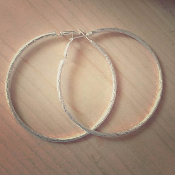 Medium Sized Earings