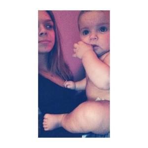 Meet your Posher, Caroline