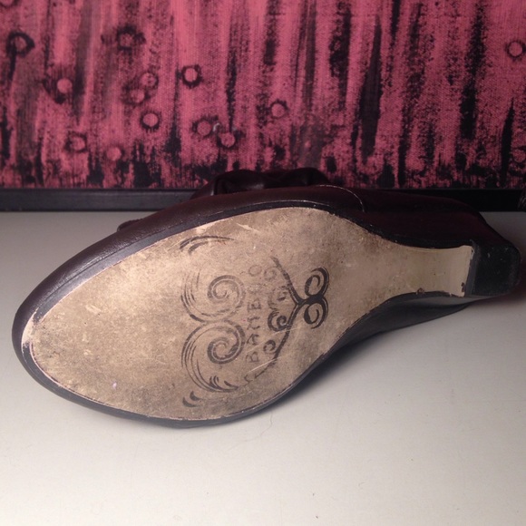 đ´Brown Leather Slouch Bootsđ´ DONATED! - Picture 4 of 4