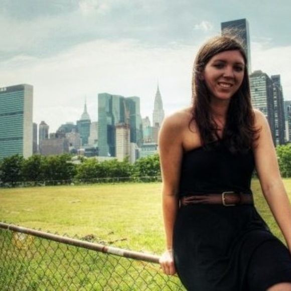 Meet your Posher, Carolyn - Picture 3 of 6