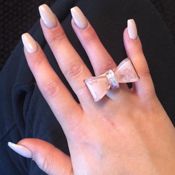 Pink Bow Statement Ring - Picture 3 of 4