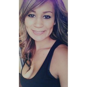 Meet your Posher, Karina