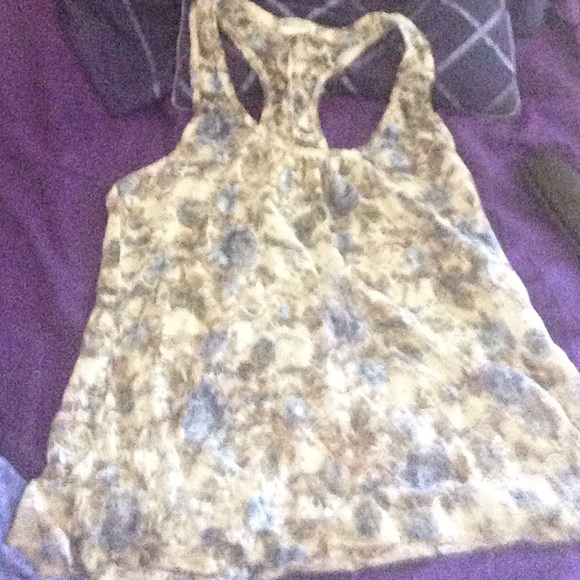 Shirt you put over white tang top