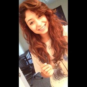 Meet your Posher, Julia