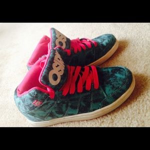 Osiris Pink & Turqoise