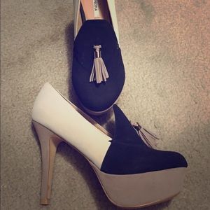 Brand New Free People Vintage look heels