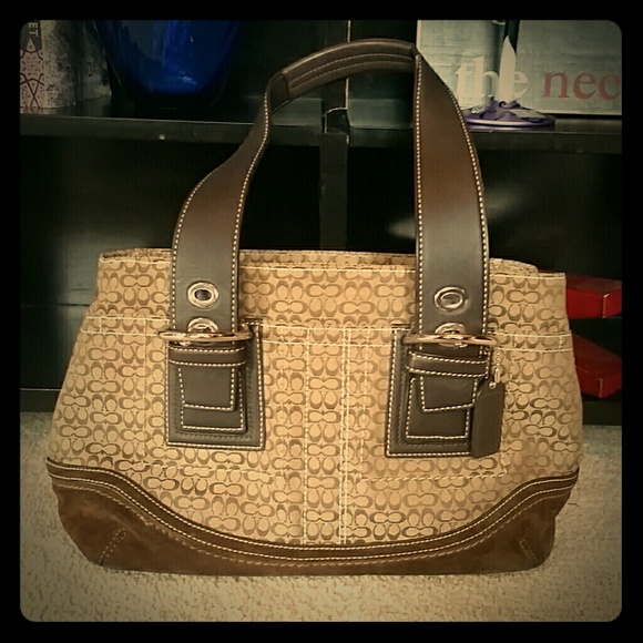 ***FLASH SALE***Signature Soho Tote